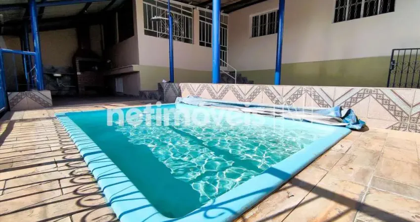 Casa com 3 quartos à venda na Rua Marechal Falconiere, 133, Europa, Belo Horizonte
