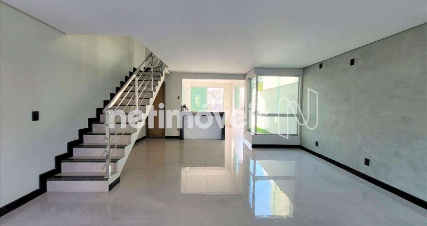 Casa com 3 quartos à venda na Rua Ápio Cardoso da Paixão, Ouro Preto, Belo Horizonte