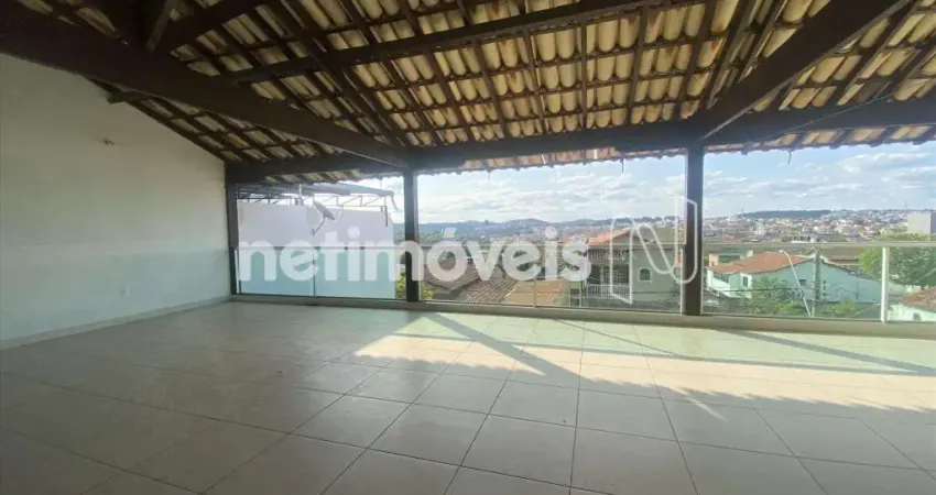 Casa com 6 quartos à venda na Rua Barão do Rio Branco, Nacional, Contagem