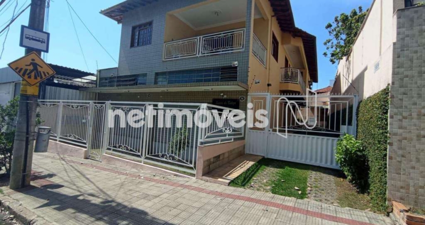 Casa com 4 quartos à venda na Rua Castelo de Lisboa, Castelo, Belo Horizonte