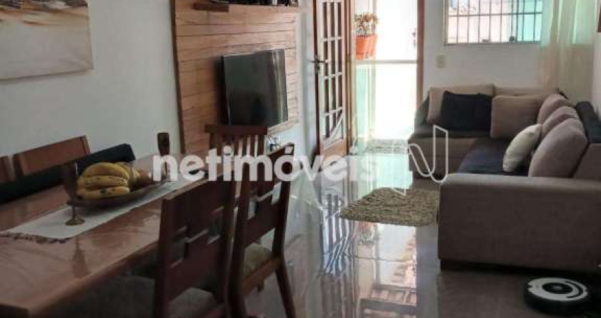 Casa com 2 quartos à venda na Rua Aracati, Parque Xangri-Lá, Contagem