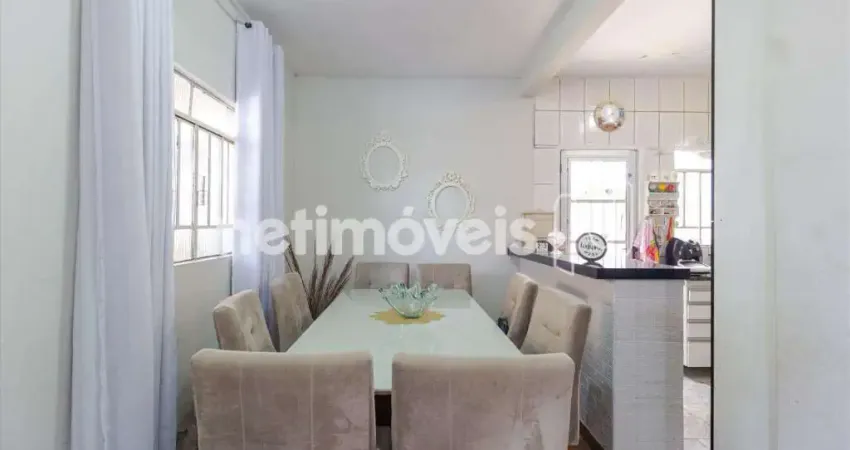 Casa com 3 quartos à venda na Rua Maria da Silveira, Glória, Belo Horizonte