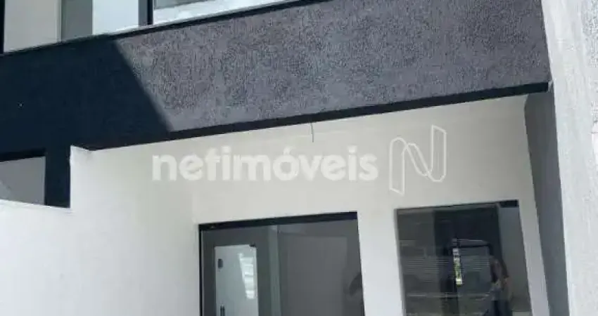 Casa com 3 quartos à venda na Rua Quinze de Novembro, Nacional, Contagem