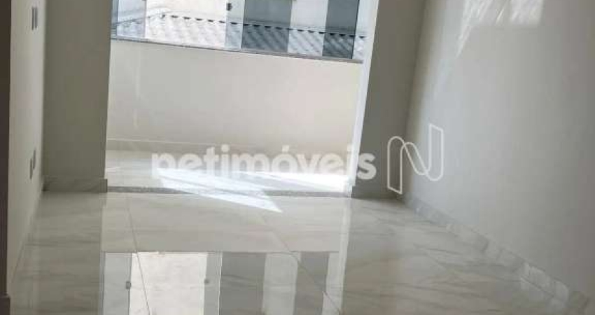 Apartamento com 2 quartos à venda na Rua HH, Arvoredo, Contagem
