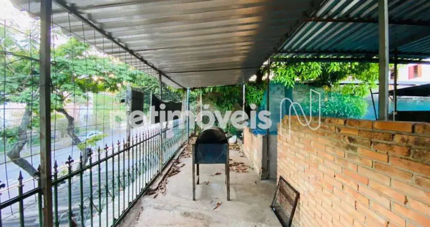 Casa com 3 quartos à venda na Rua Fued Mansur Kfuri, Dom Silvério, Belo Horizonte