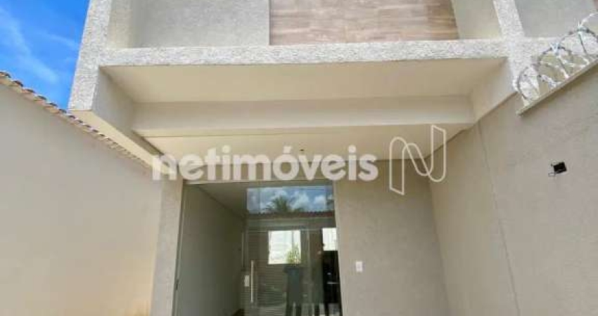 Casa com 2 quartos à venda na Rua Madre Beatriz, Planalto, Belo Horizonte