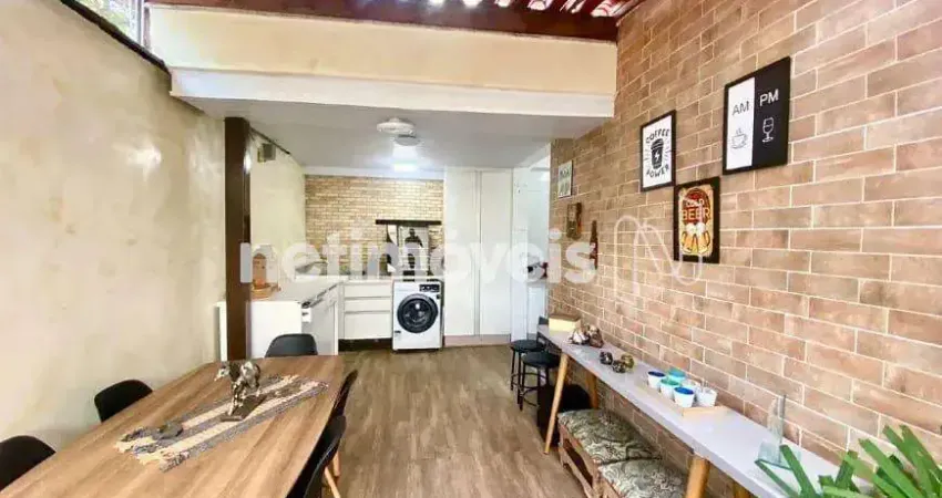 Casa com 2 quartos à venda na Rua Pequeri, Santa Terezinha, Belo Horizonte