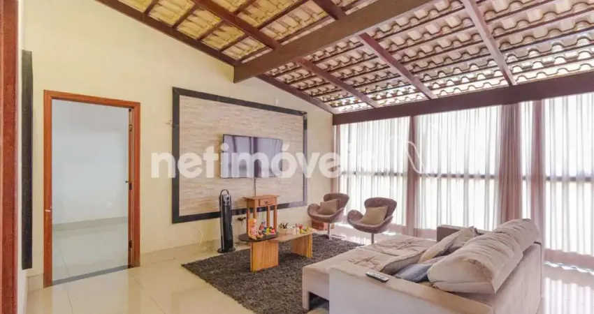 Casa com 4 quartos à venda na Rua Heroína Maria Quitéria, Alto Caiçaras, Belo Horizonte