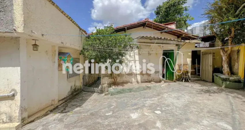 Terreno de 342 m²; com 02 casas e loja comercial à venda no sagrada família!