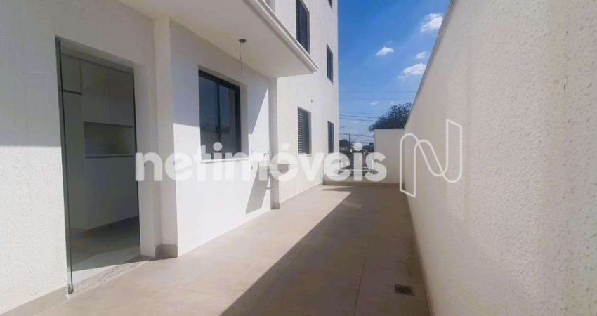 Apartamento com 3 quartos à venda na Rua Clélia, Rio Branco, Belo Horizonte
