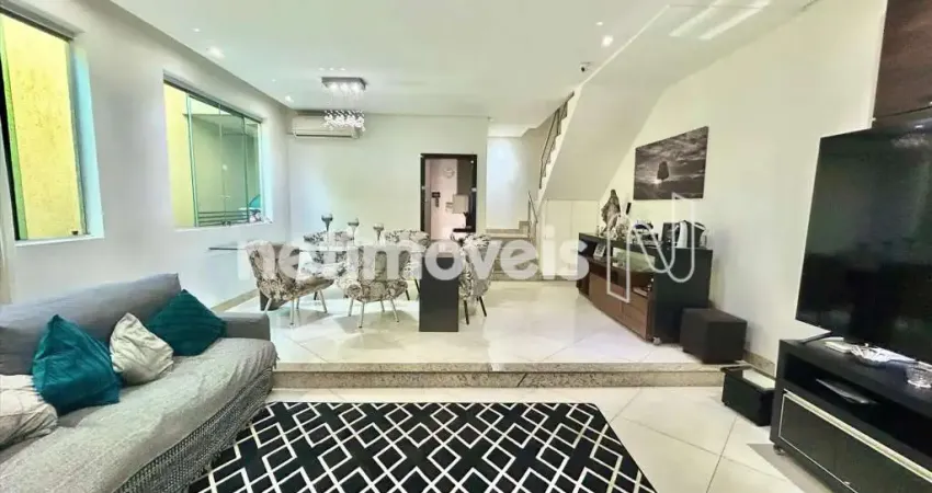 Casa com 4 quartos à venda na Rua Castelo Évora, Castelo, Belo Horizonte