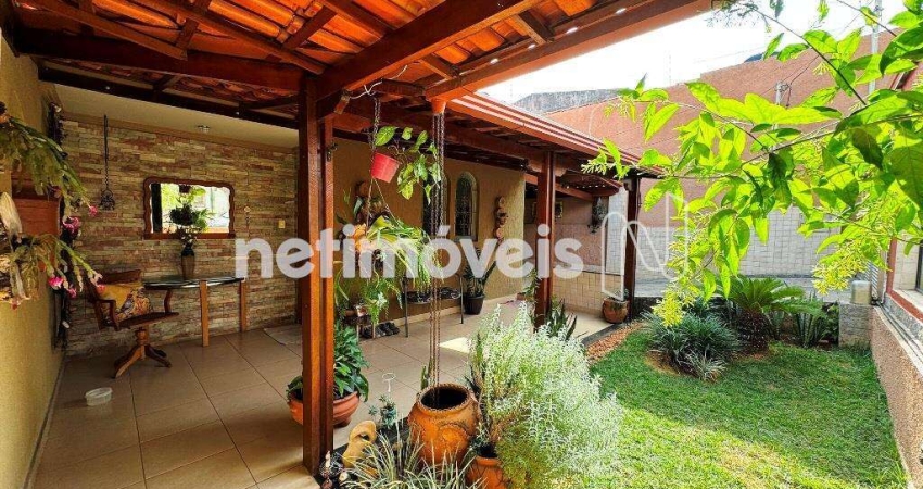 Casa com 3 quartos à venda na Rua dos Agrimensores, Alípio de Melo, Belo Horizonte