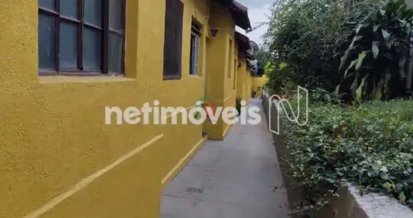 Casa em condomínio fechado com 2 quartos à venda na Rua Caldas da Rainha, São Francisco, Belo Horizonte