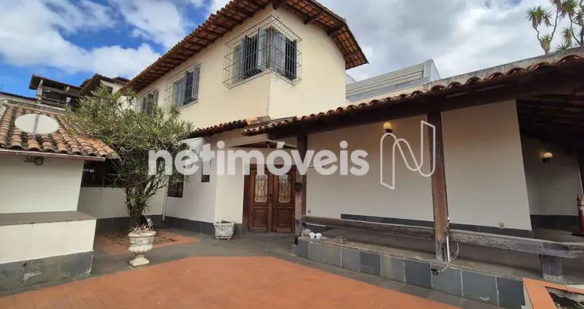 Casa à venda na Rua Desembargador Mello Júnior, São Bento, Belo Horizonte