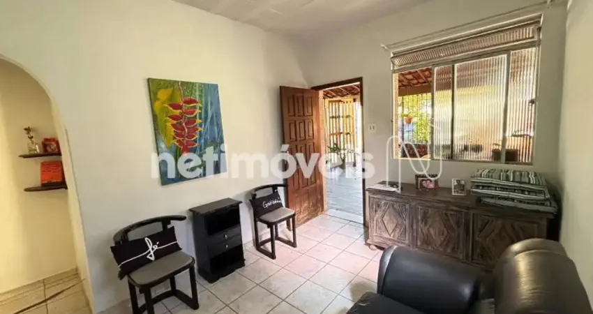 Casa com 3 quartos à venda na Rua Jaguaribe, Concórdia, Belo Horizonte