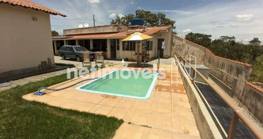 Casa com 3 quartos à venda na Rua Francisco Evangelista Vieira, Fernão Dias, Esmeraldas