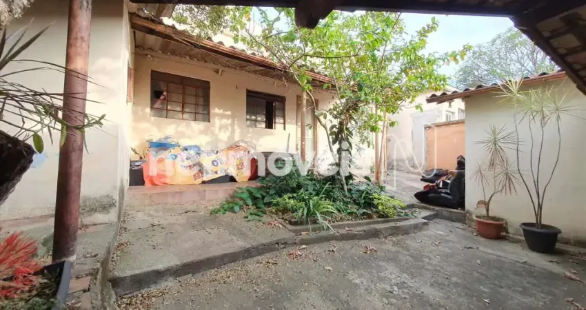 Casa com 2 quartos à venda na Rua Senhora das Mercês, Graça, Belo Horizonte