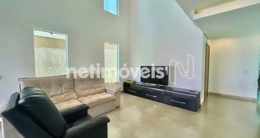 Casa em condomínio fechado com 4 quartos à venda na Rua Adara, Portal do Sol, Contagem