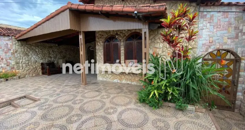 Casa com 4 quartos à venda na Rua Monsenhor José Coelho, São João Batista, Belo Horizonte