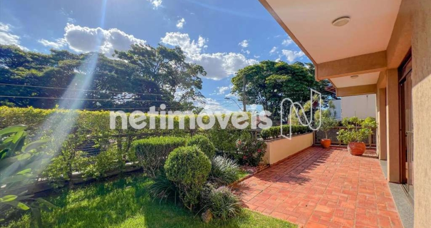 Casa com 4 quartos à venda na Rua Nova Era, Comiteco, Belo Horizonte