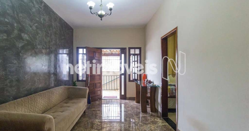 Casa com 4 quartos à venda na Rua Pitangui, Sagrada Família, Belo Horizonte