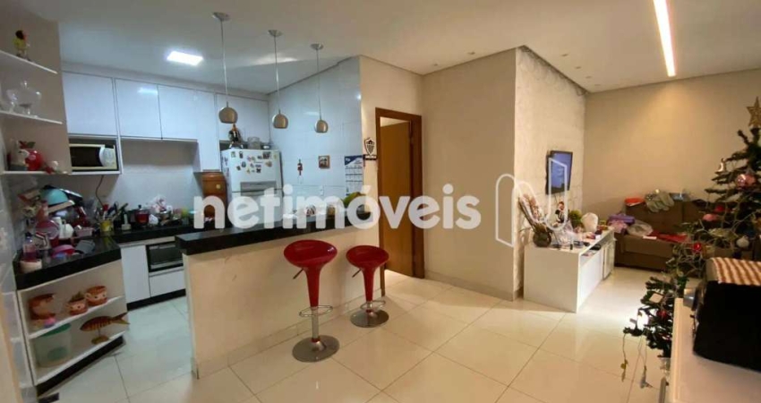 Casa com 2 quartos à venda na Rua Nascente de Minas, Gávea, Vespasiano