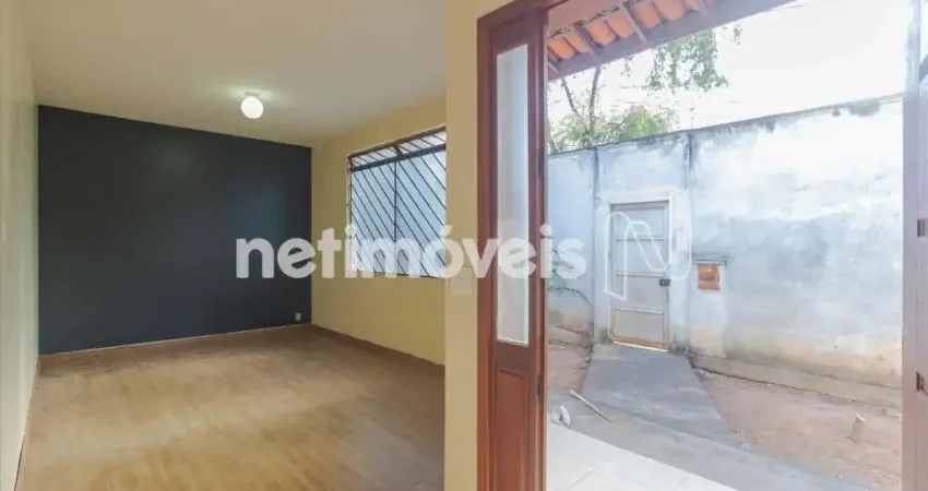 Casa com 3 quartos à venda na Rua Pereira Pinto, Cachoeirinha, Belo Horizonte