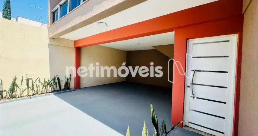 Casa com 3 quartos à venda na Rua Doutor Sylvio Menicucci, Castelo, Belo Horizonte
