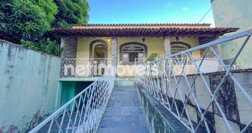 Casa com 3 quartos à venda na Rua Bandeira de Melo, Universitário, Belo Horizonte