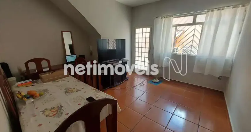 Casa com 2 quartos à venda na Rua Visconde de Taunay, Santa Mônica, Belo Horizonte