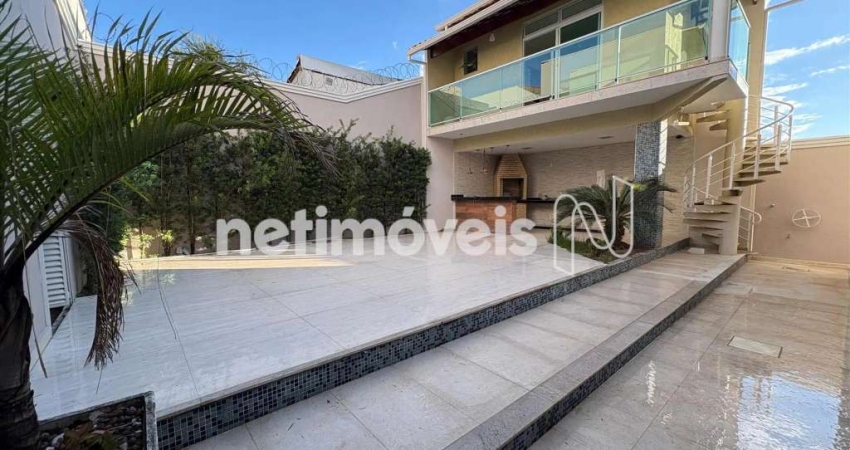Casa com 4 quartos à venda na Rua Tunísia, Canaã, Belo Horizonte