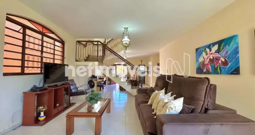 Casa com 6 quartos à venda na Avenida Miguel Perrela, Castelo, Belo Horizonte