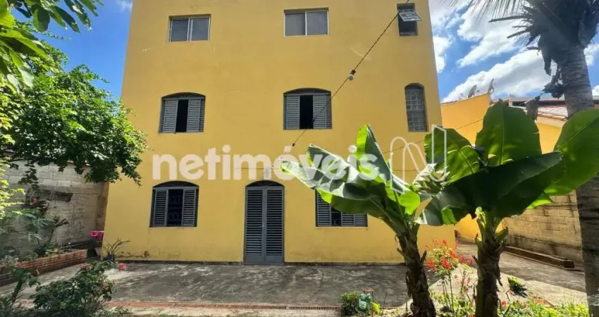 Casa com 6 quartos à venda na Rua Trinta e Sete, Tropical, Contagem