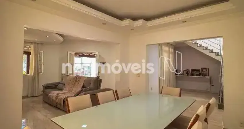 Casa com 4 quartos à venda na Rua Hélio de Senna Figueiredo, Serrano, Belo Horizonte