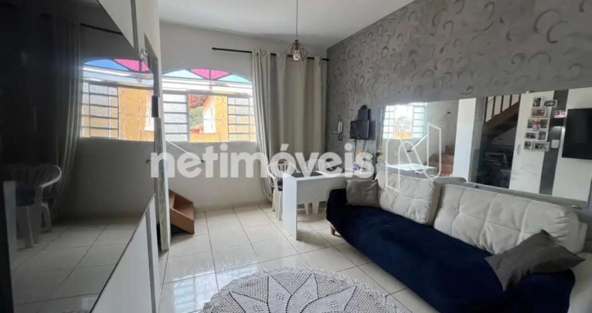 Casa com 2 quartos à venda na Rua Mércia Siqueira Prates, Santa Amélia, Belo Horizonte