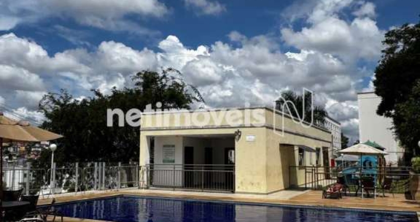 Apartamento com 2 quartos à venda na Rua Plaza Mayor, Califórnia, Belo Horizonte
