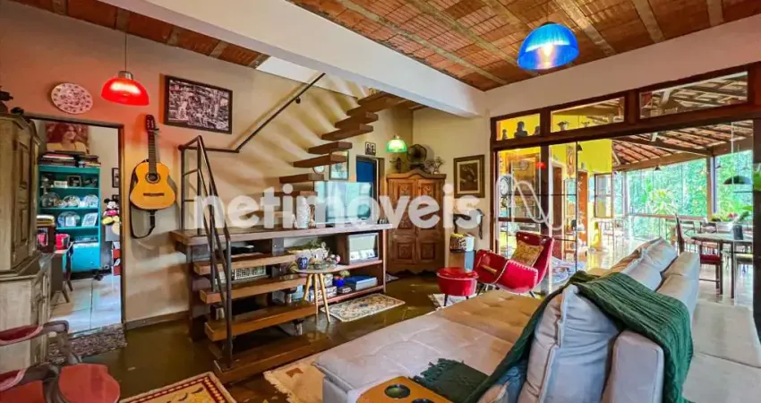 Casa à venda na Alameda do Paraíso, Green Park, Nova Lima