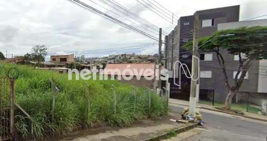 Terreno à venda na Rua Coronel Bernardino, Palmeiras, Belo Horizonte