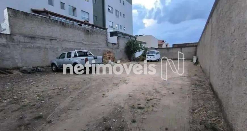 Terreno à venda na Rua Vicente Vono, Tirol, Belo Horizonte