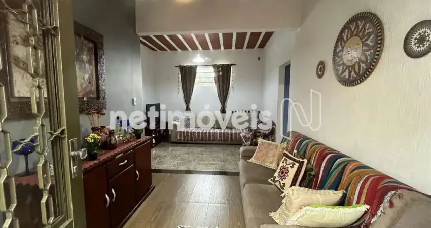 Casa com 3 quartos à venda na Rua Santos, Jardim América, Belo Horizonte