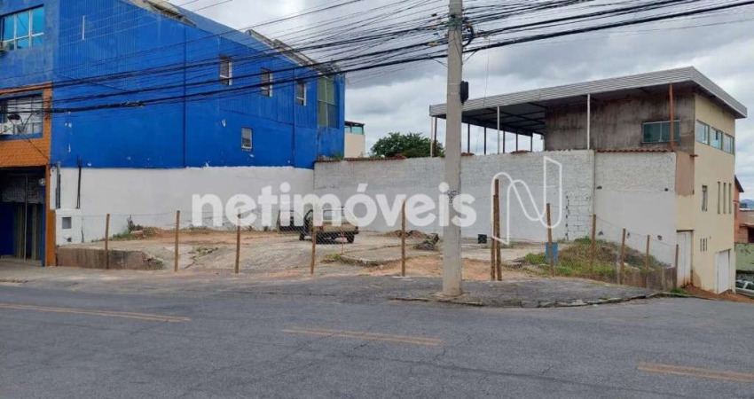Terreno à venda na Rua Pitangui, Concórdia, Belo Horizonte