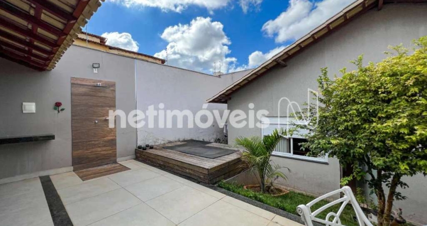 Casa com 4 quartos à venda na Rua Pedro Coelho Vergara, Paquetá, Belo Horizonte