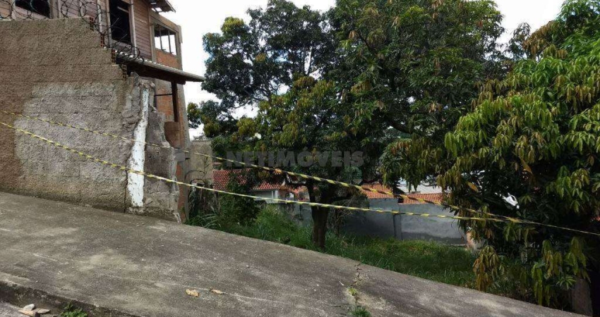 Terreno à venda na Rua Quebec, João Pinheiro, Belo Horizonte