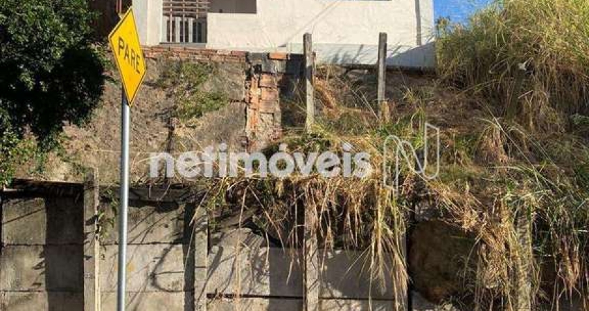 Terreno à venda na Rua São Joaquim, Sagrada Família, Belo Horizonte