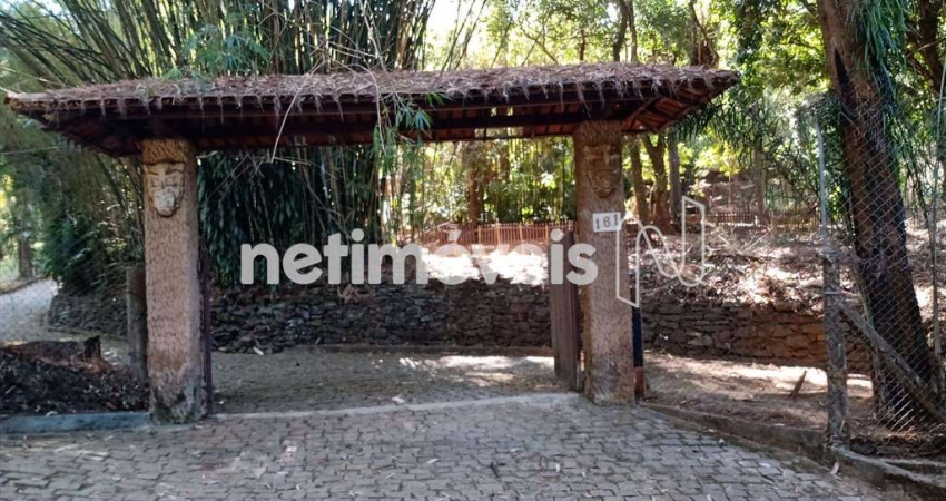 Chácara / sítio com 4 quartos à venda na Rua das Quaresmeiras, Jardins de Petrópolis, Nova Lima