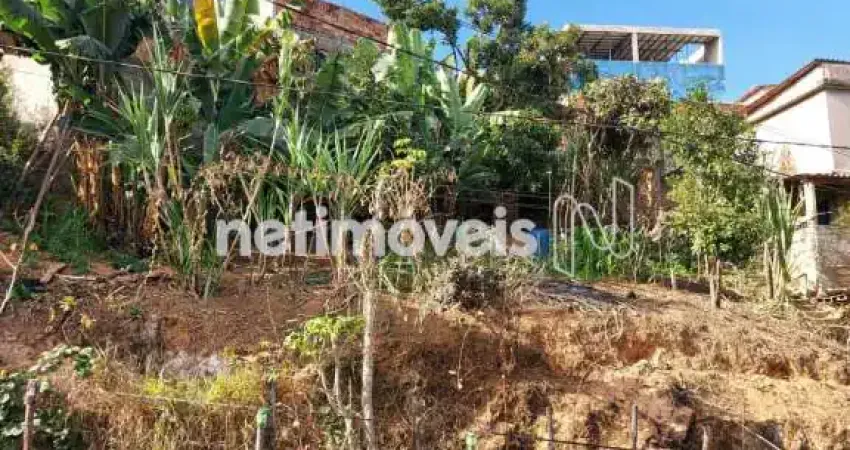 Terreno à venda na Rua Safira, Santa Maria, Vespasiano