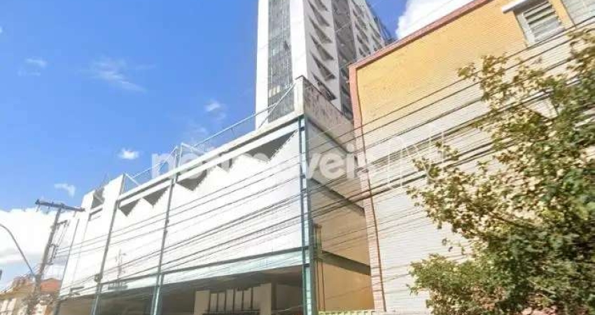 Garagem à venda na Rua Piauí, Santa Efigênia, Belo Horizonte