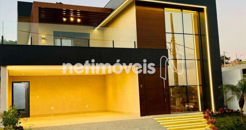 Casa em condomínio fechado com 4 quartos à venda na Rua Primeiro de Maio, Nacional, Contagem