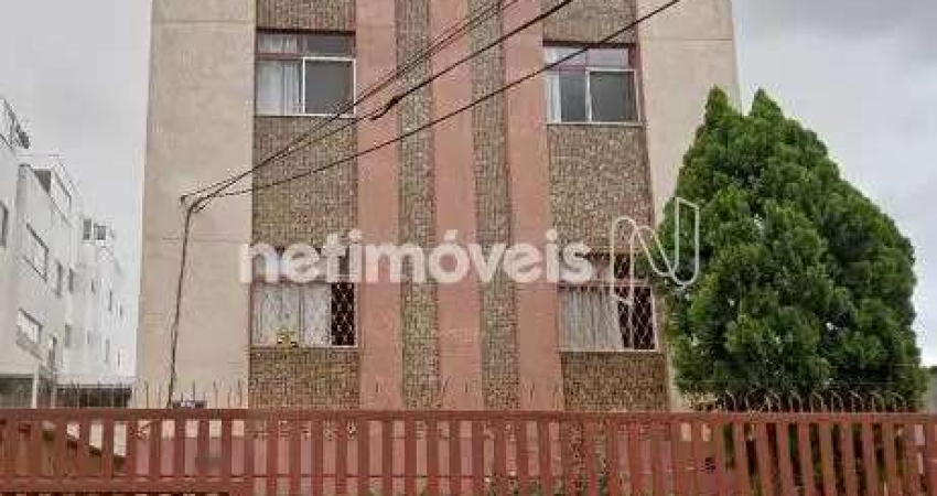 Apartamento com 3 quartos à venda na Rua Formosa, Santa Tereza, Belo Horizonte