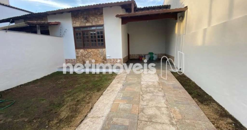 Casa com 4 quartos à venda na Rua Castelo Santarém, Castelo, Belo Horizonte